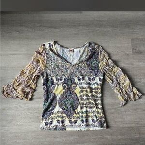 Women's Paisley V-Neck Long Sleeve Top in Yellow and Purple